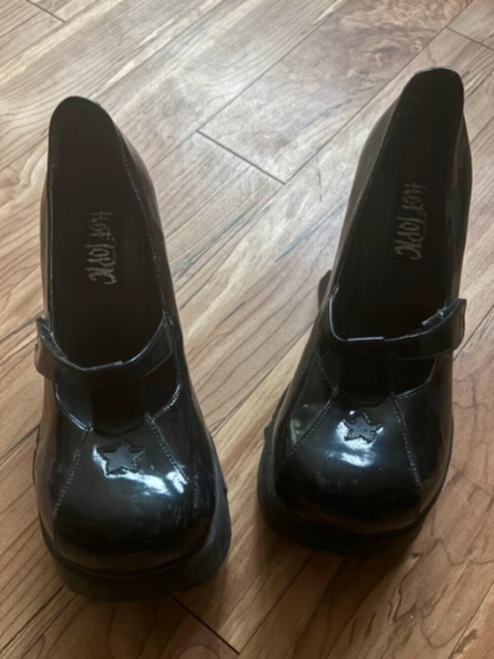 Rare 2000s hot topic chunky platform heel boots